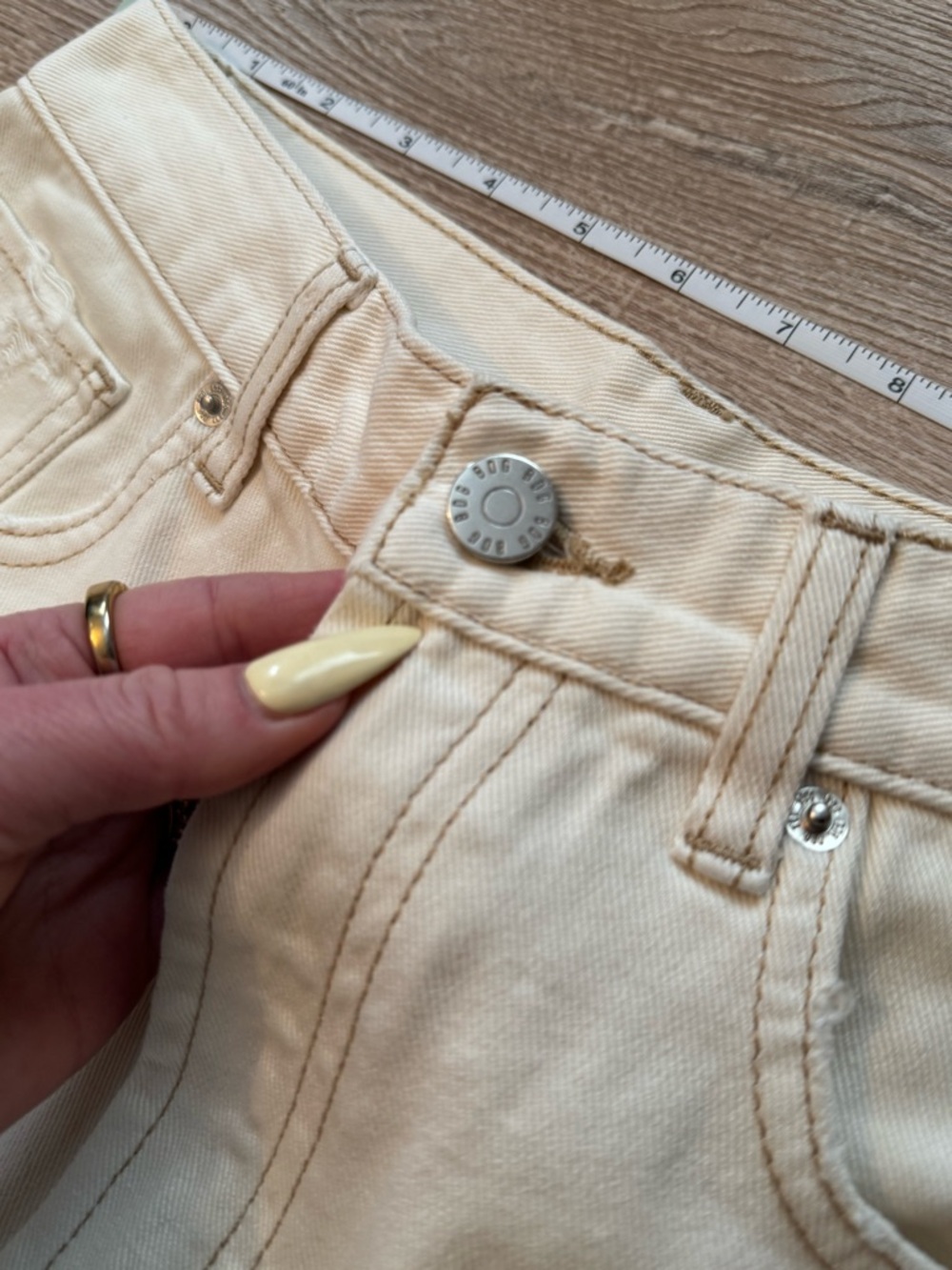 BDG Wide Leg Distressed Jeans - High Rise - Picture 4 of 7
